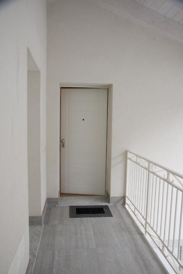 Ferienwohnung Lo Scorcio Sul Mare Marina di San Vito Exterior foto