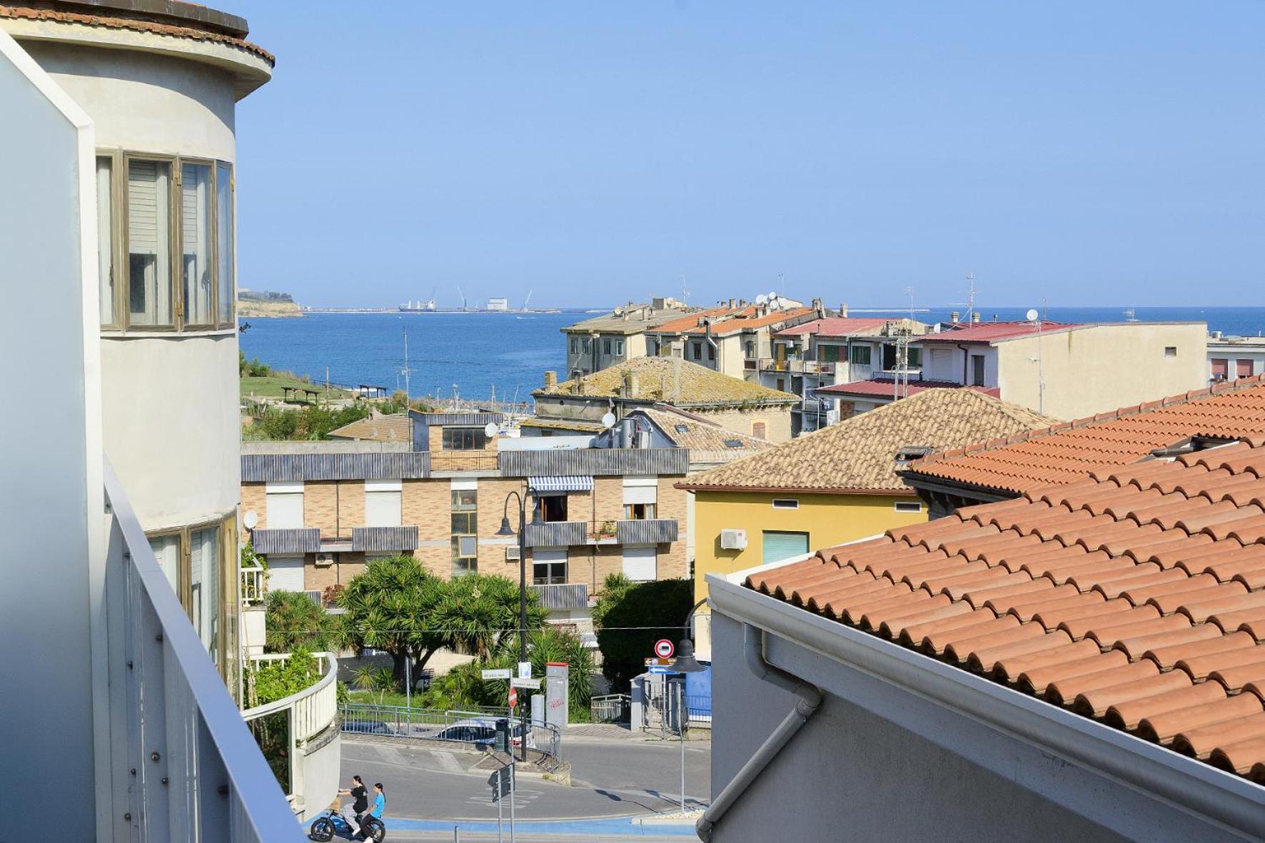 Ferienwohnung Lo Scorcio Sul Mare Marina di San Vito Exterior foto